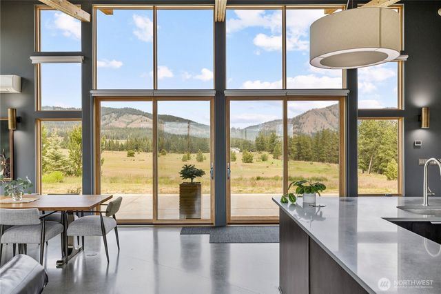 1280 Mountain Creek Drive, Cle Elum, WA 98922