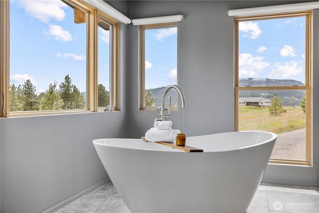 1280 Mountain Creek Drive, Cle Elum, WA 98922