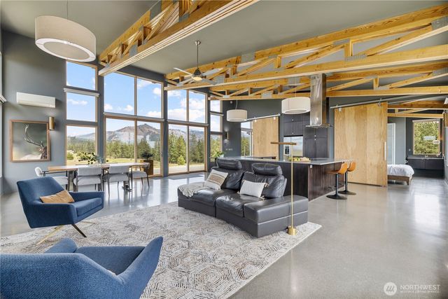 1280 Mountain Creek Drive, Cle Elum, WA 98922
