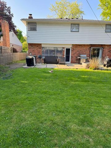 34057 State Street, Farmington, MI 48335