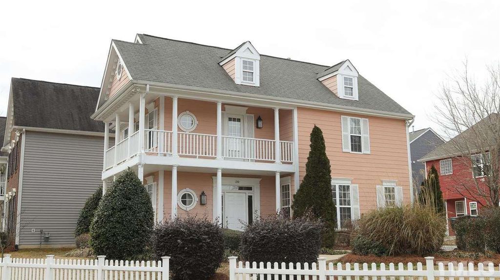 100 Honeybee Trace, Clayton, NC 27520