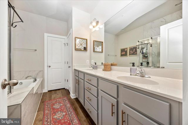 9018 SHADY PINES DR, Frederick, MD 21704