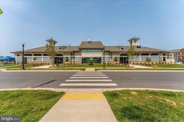 9018 SHADY PINES DR, Frederick, MD 21704