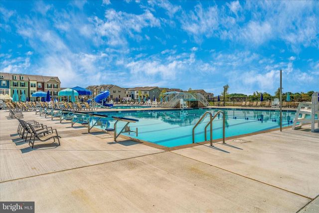 9018 SHADY PINES DR, Frederick, MD 21704