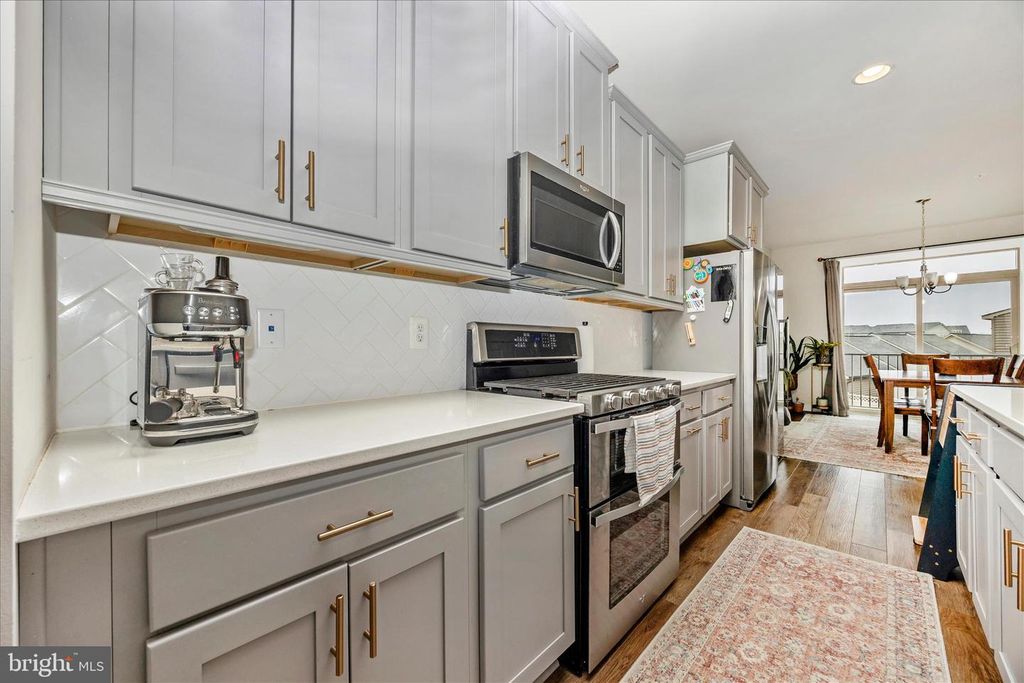 Image 22 of property listing at 9018 SHADY PINES DR, Frederick, MD 21704