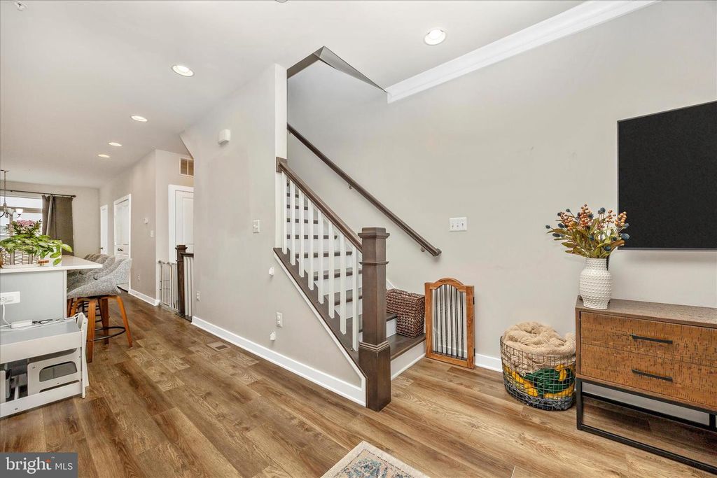 Image 27 of property listing at 9018 SHADY PINES DR, Frederick, MD 21704