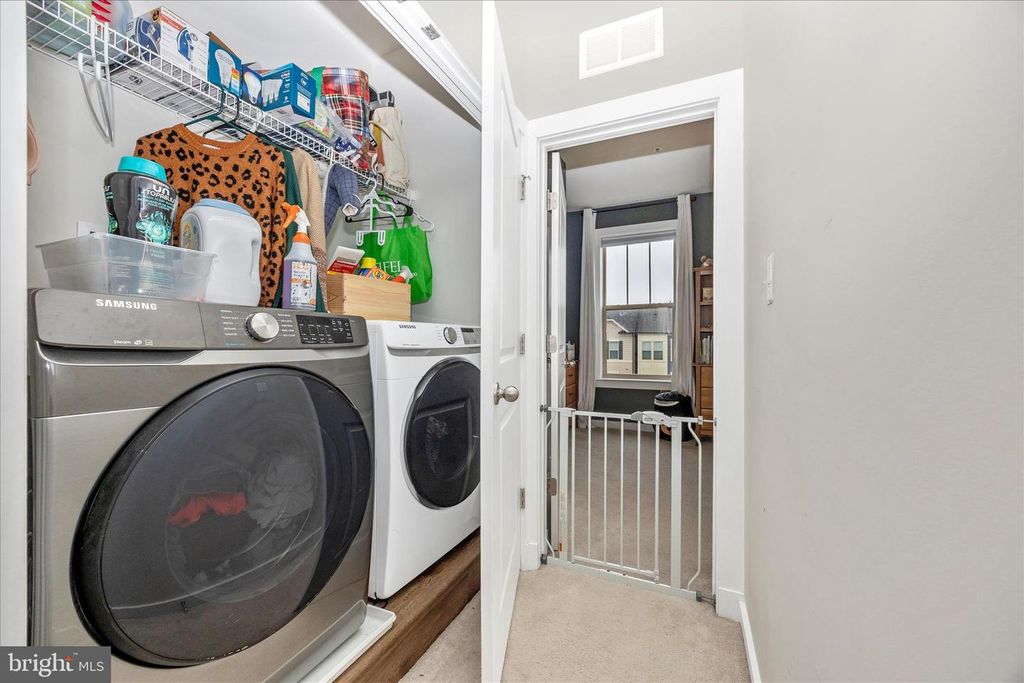 Image 39 of property listing at 9018 SHADY PINES DR, Frederick, MD 21704