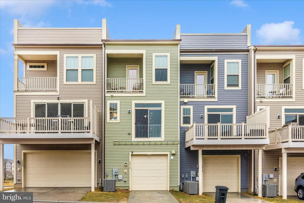 Image 40 of property listing at 9018 SHADY PINES DR, Frederick, MD 21704