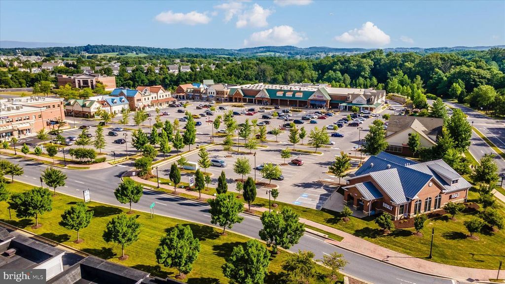 Image 54 of property listing at 9018 SHADY PINES DR, Frederick, MD 21704