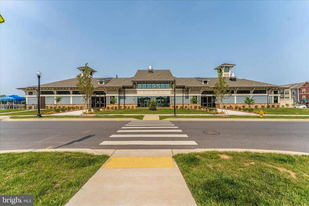 Image 65 of property listing at 9018 SHADY PINES DR, Frederick, MD 21704