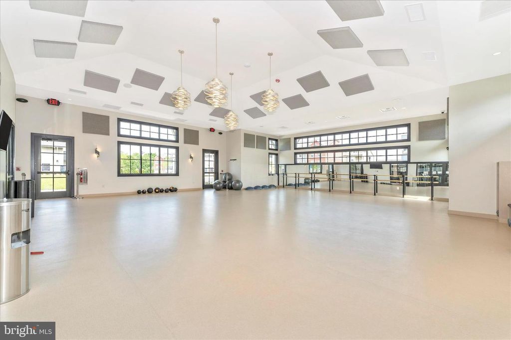 Image 67 of property listing at 9018 SHADY PINES DR, Frederick, MD 21704