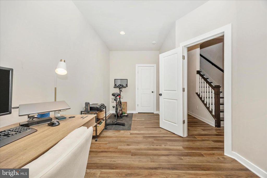 Image 8 of property listing at 9018 SHADY PINES DR, Frederick, MD 21704