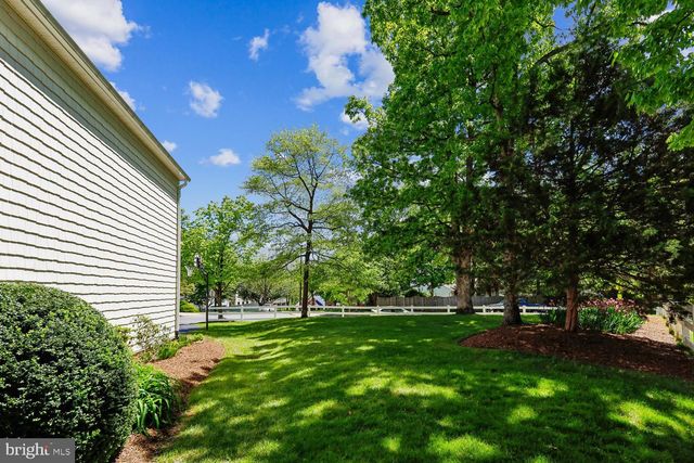 8816 DOVES FLY WAY, Laurel, MD 20723