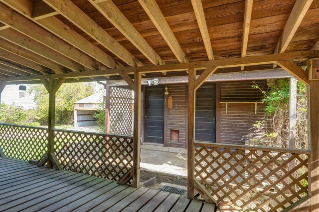 3751 W Farm Road 168, Springfield, MO 65807