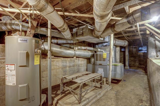 3751 W Farm Road 168, Springfield, MO 65807