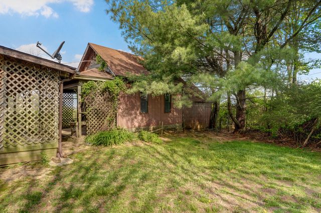 3751 W Farm Road 168, Springfield, MO 65807