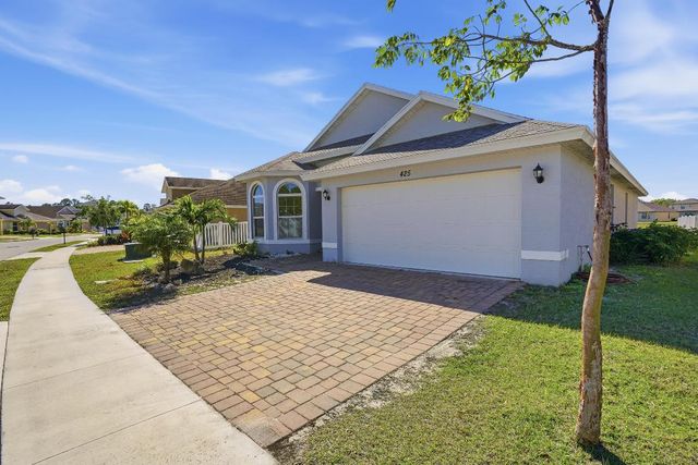 425 Seafoam Circle, Fort Pierce, FL 34945