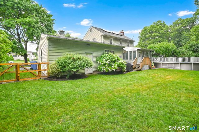 33 Brent Road, Manchester, CT 06042
