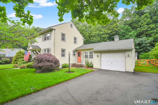 33 Brent Road, Manchester, CT 06042