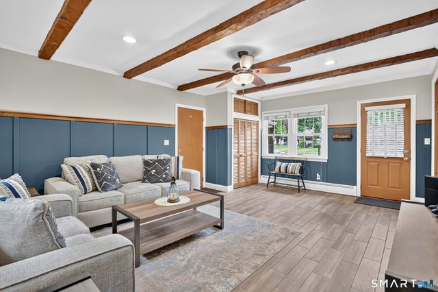 33 Brent Road, Manchester, CT 06042
