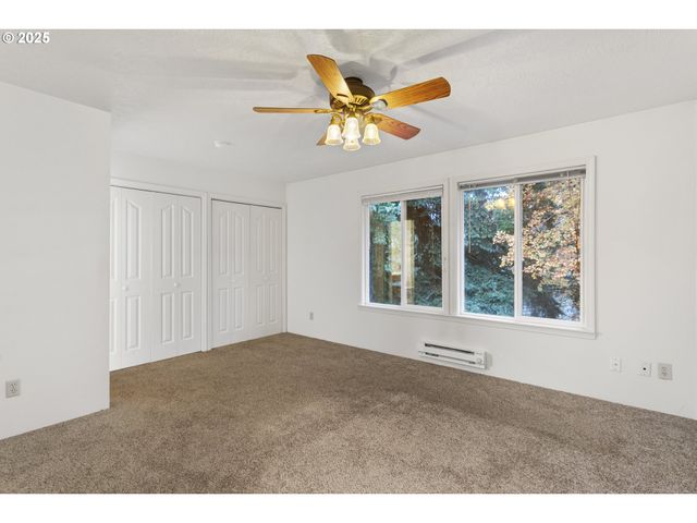 730 LITTLE Ave Ne, Castle Rock, WA 98611