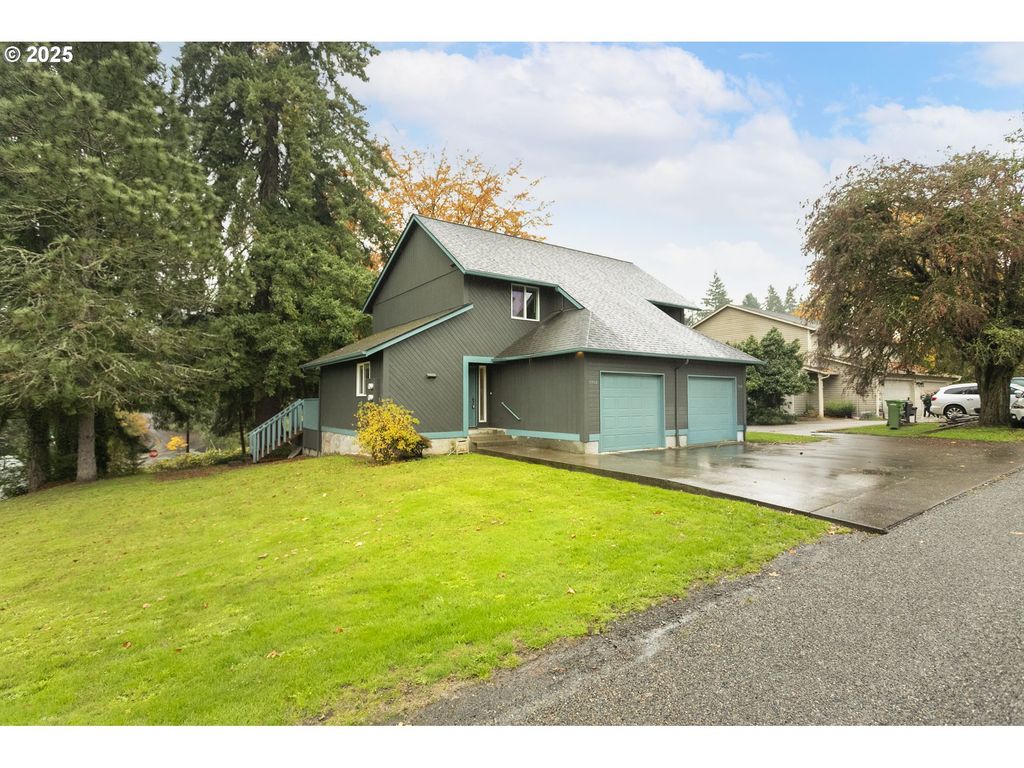 730 LITTLE Ave Ne, Castle Rock, WA 98611