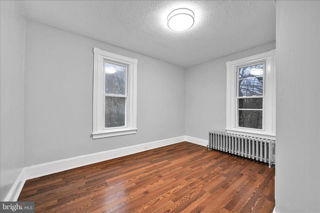 935 N CENTRE ST, Pottsville, PA 17901