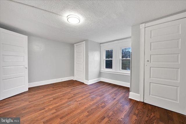 935 N CENTRE ST, Pottsville, PA 17901