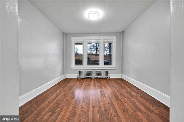 935 N CENTRE ST, Pottsville, PA 17901