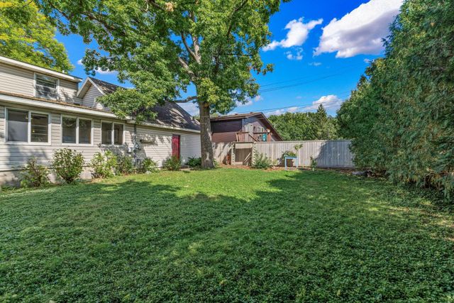 2916 Silver Lake Court NE, Saint Anthony, MN 55421