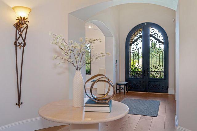 2020 Shady Trail Ln, Rocklin, CA 95765