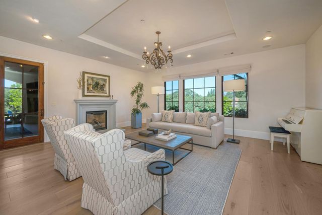 2020 Shady Trail Ln, Rocklin, CA 95765