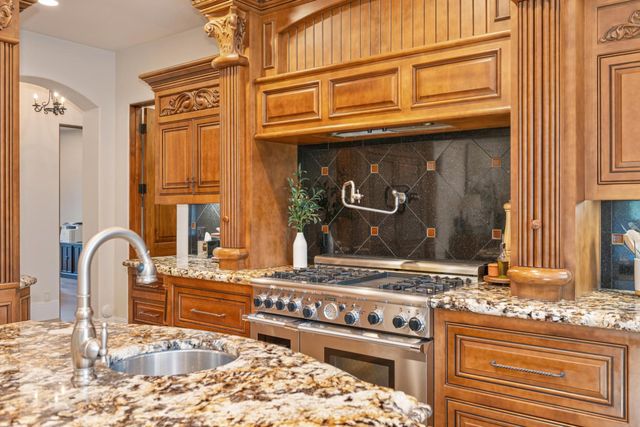 2020 Shady Trail Ln, Rocklin, CA 95765