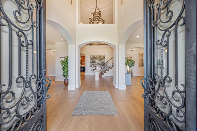 2020 Shady Trail Ln, Rocklin, CA 95765