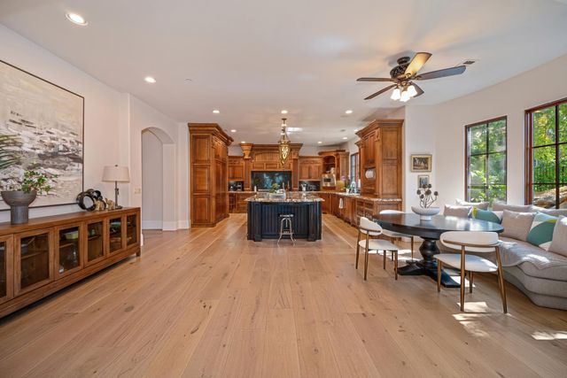 2020 Shady Trail Ln, Rocklin, CA 95765
