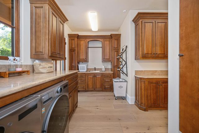 2020 Shady Trail Ln, Rocklin, CA 95765
