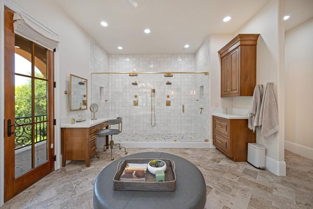 2020 Shady Trail Ln, Rocklin, CA 95765