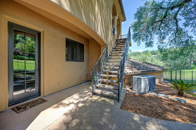 2020 Shady Trail Ln, Rocklin, CA 95765