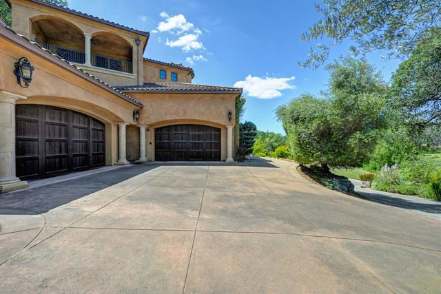 2020 Shady Trail Ln, Rocklin, CA 95765