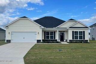 432 Lemonade Lane, Grimesland, NC 27837
