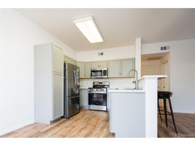 1190 Opal St 101, Broomfield, CO 80020