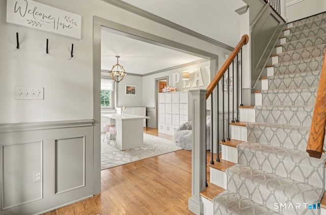 9 Hedge Meadow Lane, Newtown, CT 06470