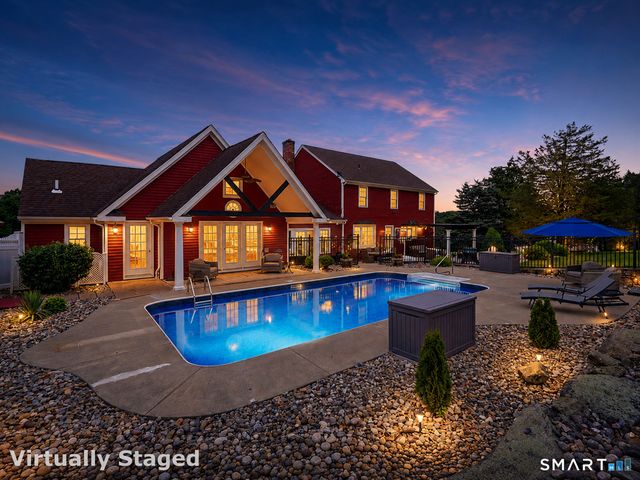 9 Hedge Meadow Lane, Newtown, CT 06470