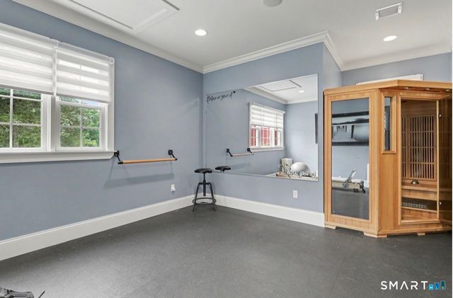 9 Hedge Meadow Lane, Newtown, CT 06470