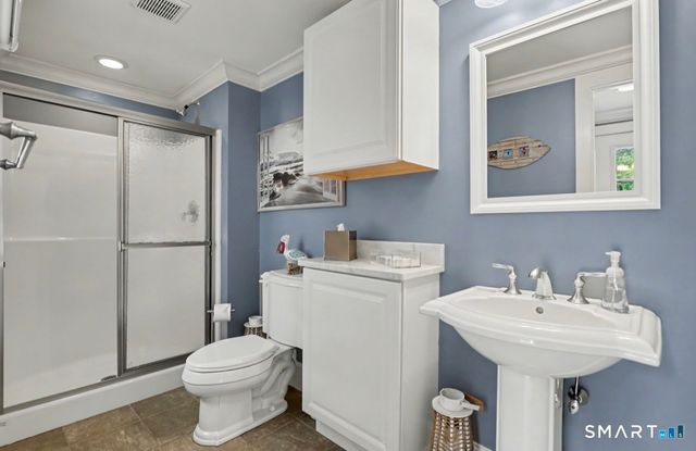 9 Hedge Meadow Lane, Newtown, CT 06470