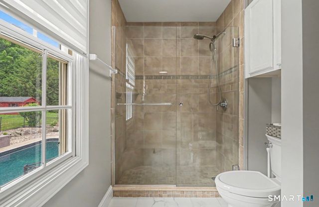 9 Hedge Meadow Lane, Newtown, CT 06470