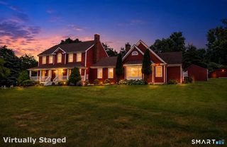 9 Hedge Meadow Lane, Newtown, CT 06470