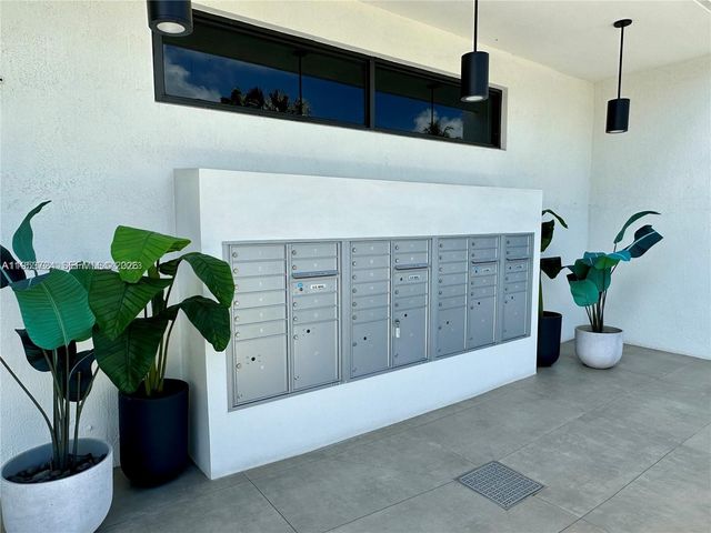 1030 15th St 316, Miami Beach, FL 33139