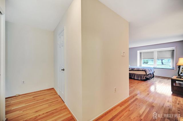 13 Benjamin Franklin Drive, Monroe, NJ 08831