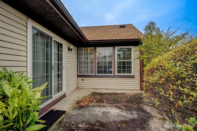 13 Benjamin Franklin Drive, Monroe, NJ 08831